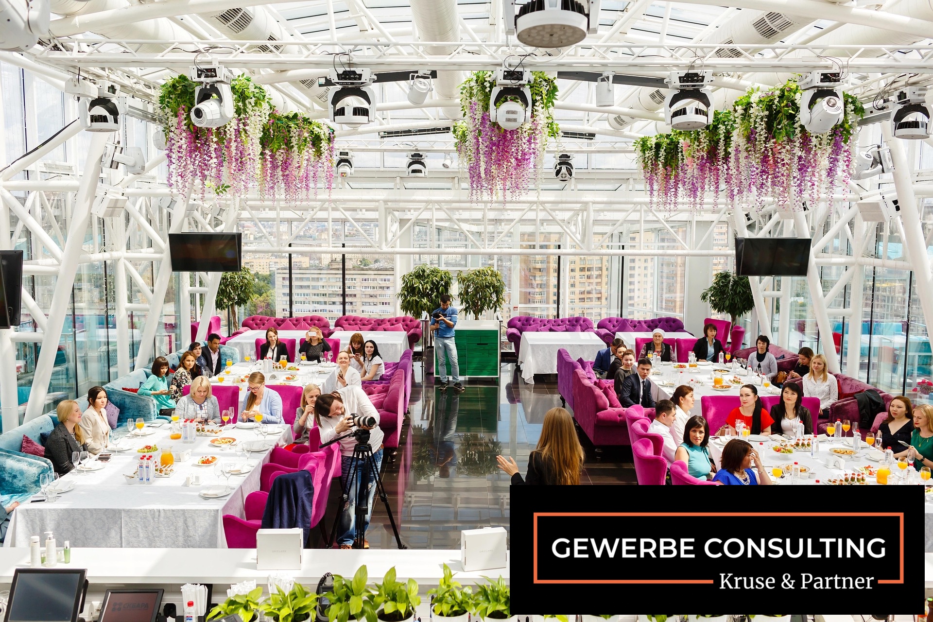 Einzigartiges und grosszügiges Restaurant mit grosser Küche